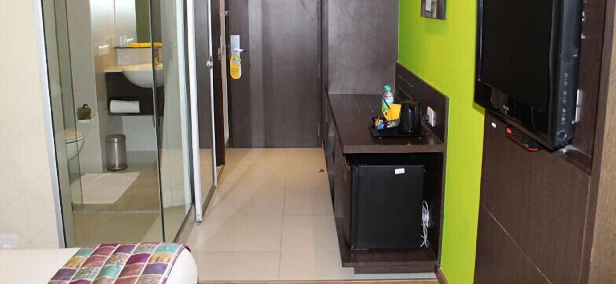 Keys Prima By Lemon Tree Hotels, Pimpri, Pune Exteriér fotografie