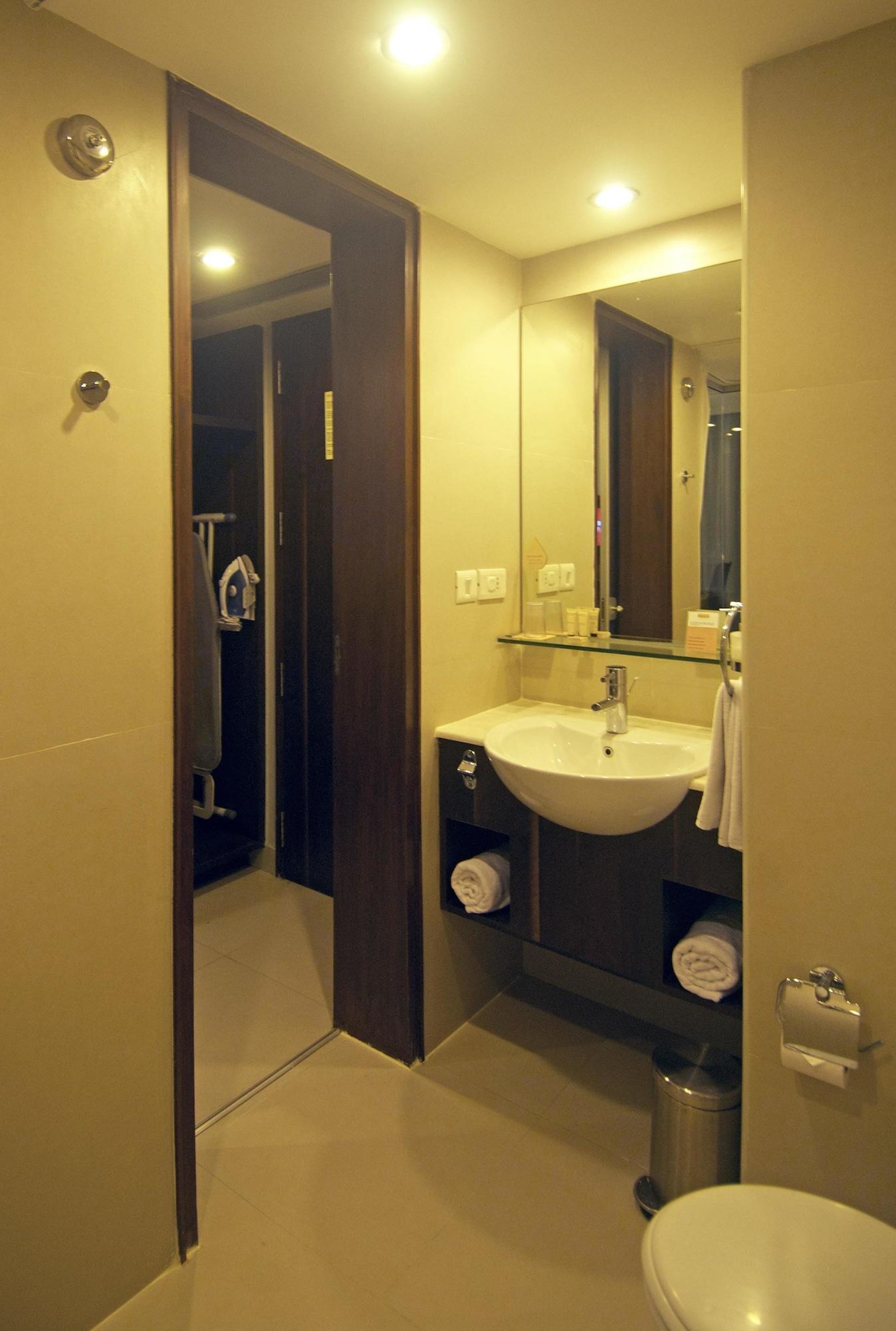 Keys Prima By Lemon Tree Hotels, Pimpri, Pune Exteriér fotografie