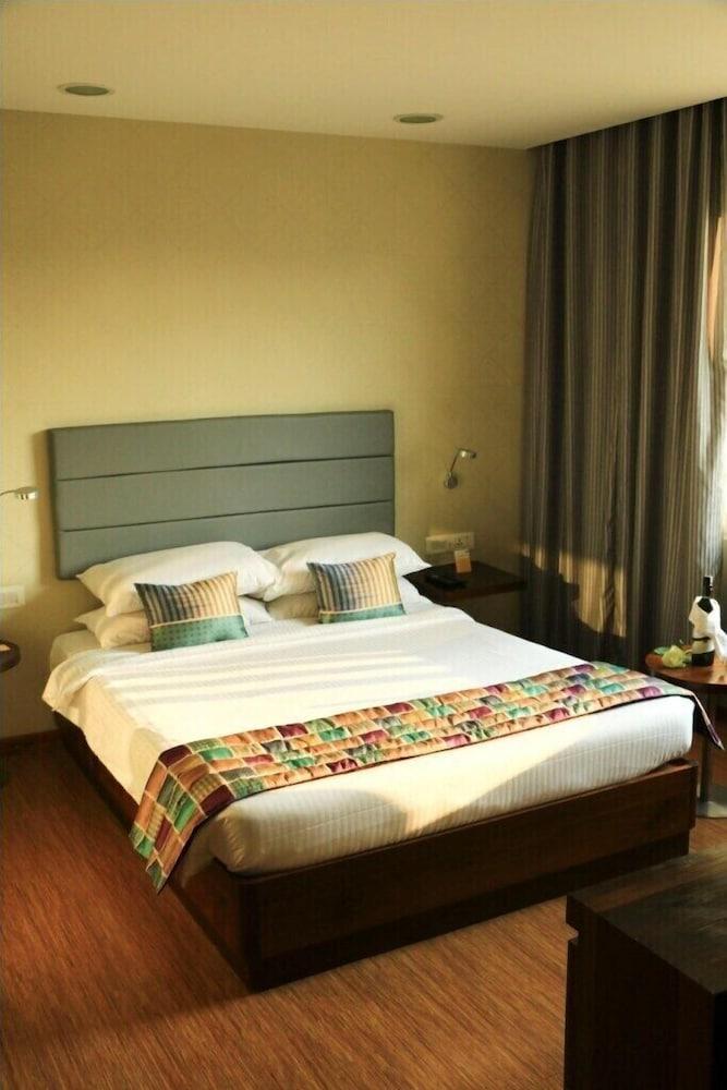 Keys Prima By Lemon Tree Hotels, Pimpri, Pune Exteriér fotografie